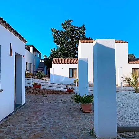 Cort'e Nastasj Hotel Tertenìa