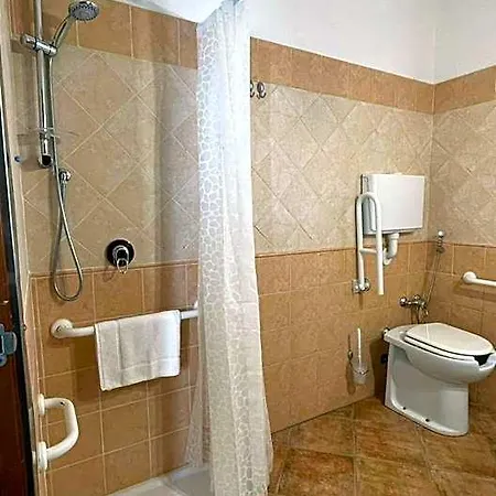 Cort'e Nastasj Hotel Tertenìa